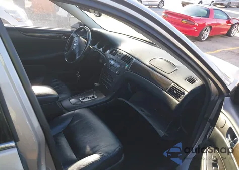 2004 Lexus Es 330 from USA, damaged, VIN JTHBA30G945031453